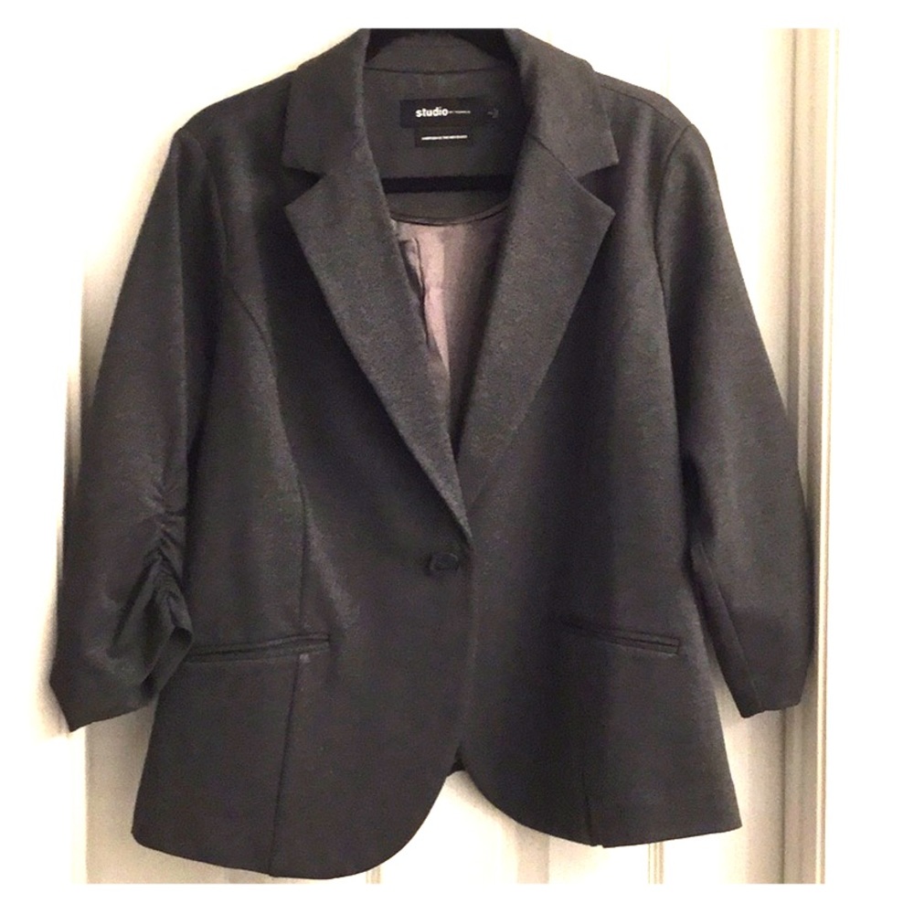 Torrid Ruched sleeve Ponte jacket size 2